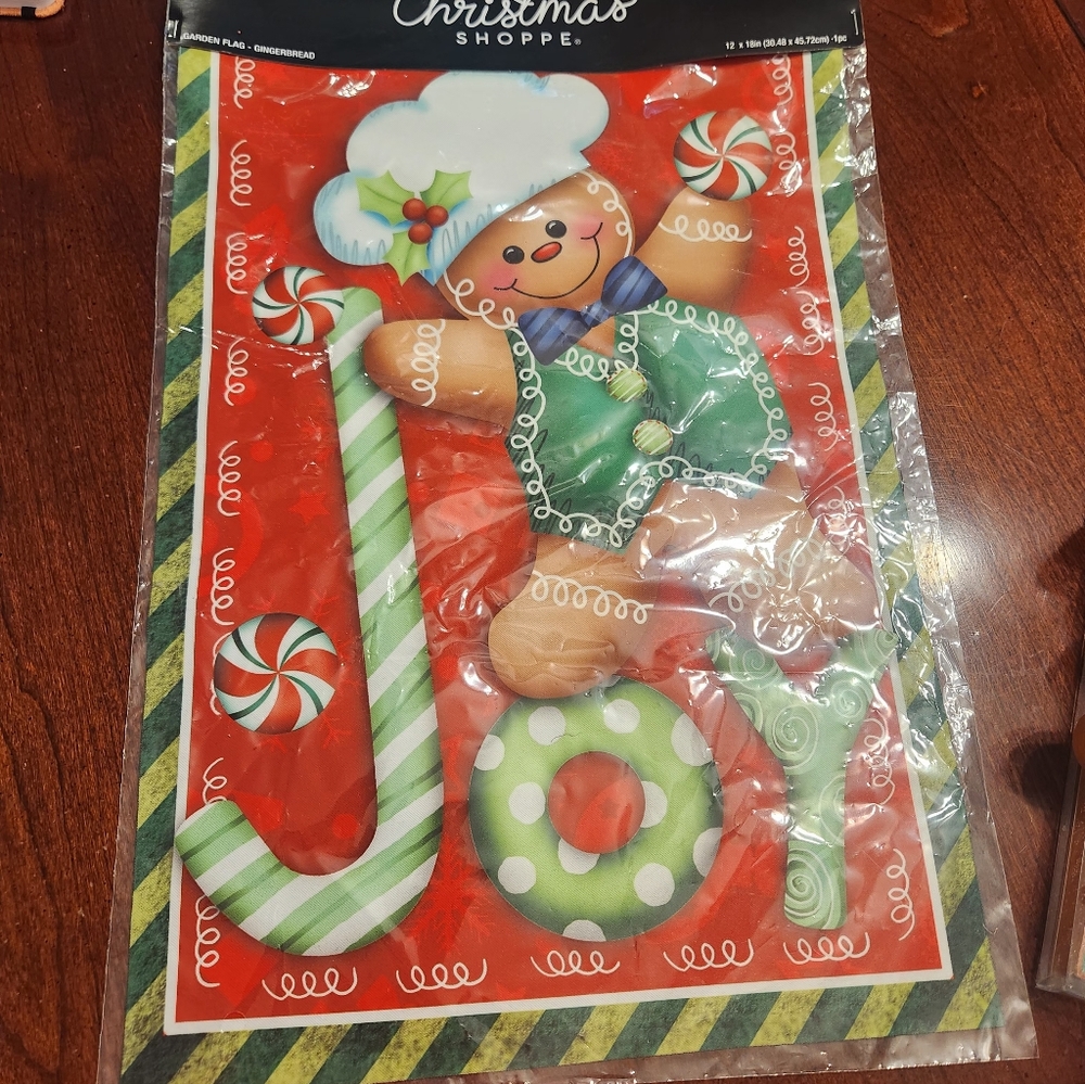 Gingerbread Decor Set - Picture 10 of 11